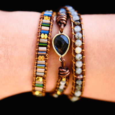 LABRADORITE PROTECTION BRACELET--banishes fears and insecurities